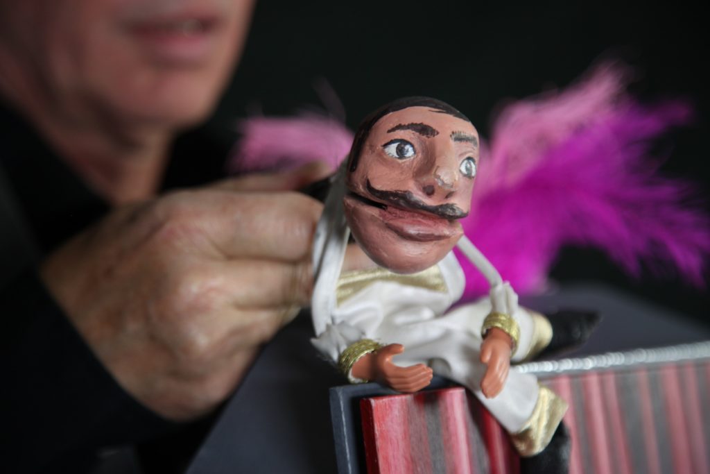 K'BAREY Pinssati Marionette de M. Pinssati